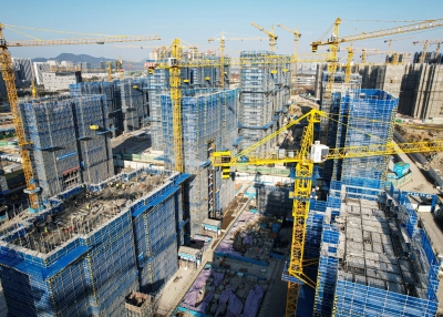 TOPSHOT-CHINA-ECONOMY-PROPERTY